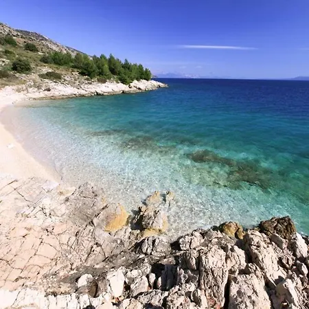 Semesterbostad Robinson Veritas