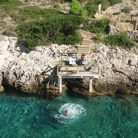 Semesterbostad Robinson Veritas Bol